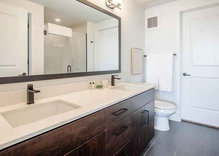 Landing Modern With Amazing Amenities
