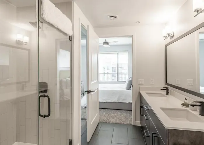 Landing Modern With Amazing Amenities Appartement Tempe